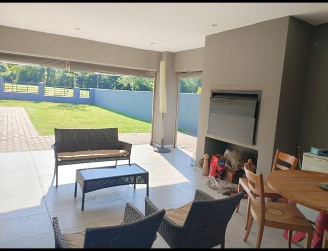 4 BEDROOM HOUSE FOR SALE IN HERON BANKS GOLF ESTATE